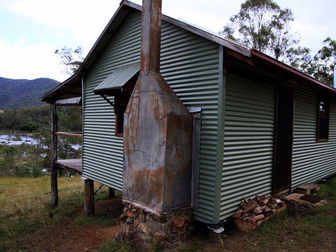 Wave Hill Station Farmstay Clarence River Gorge - Accommodation Gladstone 0