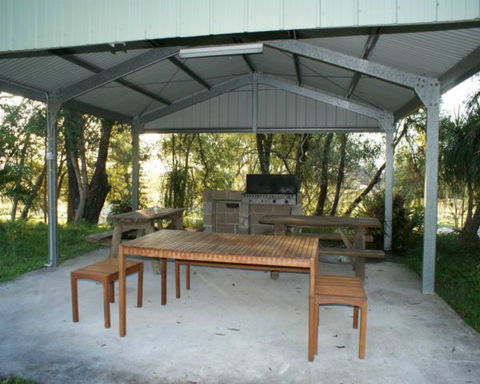 Tyndale Tourist Park & Roadhouse - Accommodation Gladstone 2