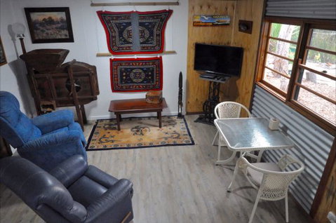 Clyde River Cottage - Accommodation Gladstone 4