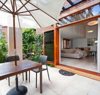 The Circle Retreat Studio - Accommodation Gladstone