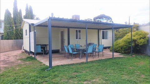 Anglesea - Accommodation Gladstone 2