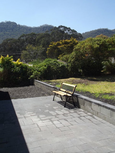 CASS Cottage - Accommodation Gladstone 1