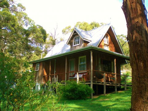 Mount Cole Cottages - Accommodation Gladstone 4