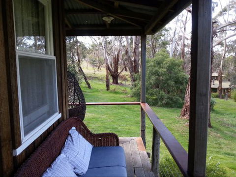 Mount Cole Cottages - Accommodation Gladstone 6