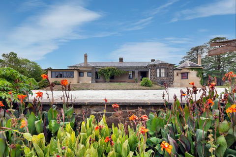 Eurambeen Historic Homestead And Gardens - Accommodation Gladstone 0