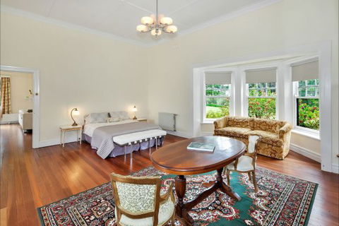 Eurambeen Historic Homestead And Gardens - Accommodation Gladstone 2