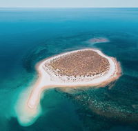 Mackerel Islands - Accommodation Gladstone