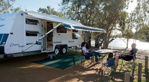 Loxton Riverfront Holiday Park - Accommodation Gladstone 1