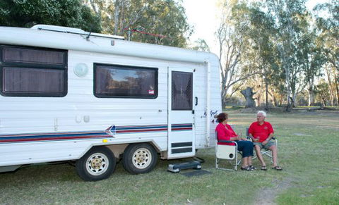 Loxton Riverfront Holiday Park - Accommodation Gladstone 2
