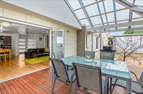 Mount Gambier Accommodation - Accommodation Gladstone 7