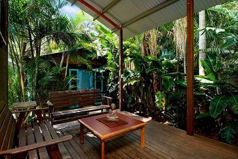 The Wave House - Accommodation Gladstone 1