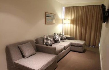 The Chifley On City View - Accommodation Gladstone 5