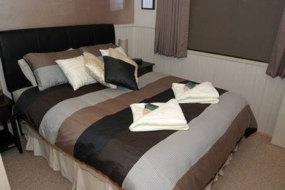 Alpine Country Cottages - Studio 3 - Accommodation Gladstone 2