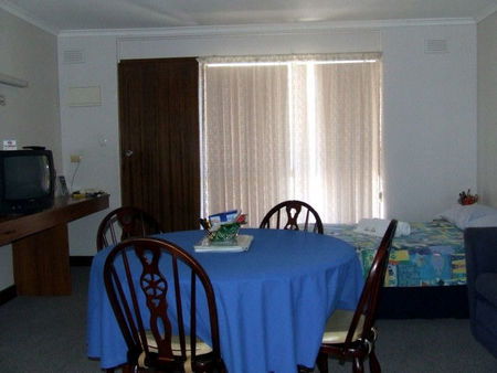 Beachport Motor Inn - Accommodation Gladstone 1