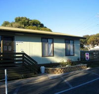 Lake Albert Caravan Park - Accommodation Gladstone