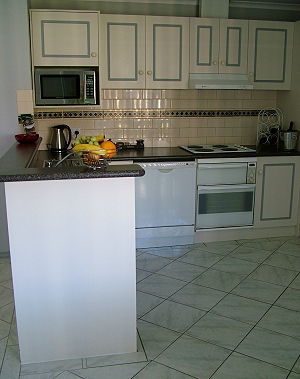 Mid City Apartments - Accommodation Gladstone 2