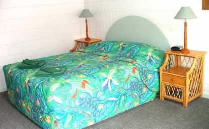Victor City Motel - Accommodation Gladstone 0