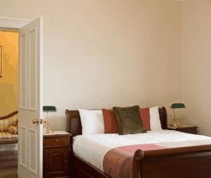 Clydesdale Manor - Accommodation Gladstone 2