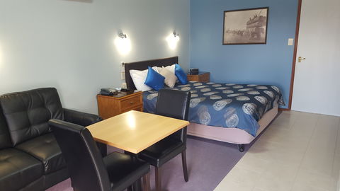 Sandstock Motor Inn - Accommodation Gladstone 3