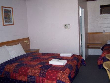 Espana Motel - Accommodation Gladstone 1