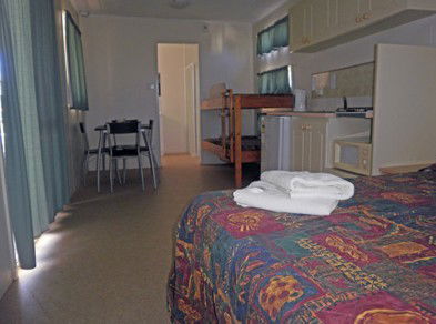 Sunset Beach Holiday Park - Accommodation Gladstone 5