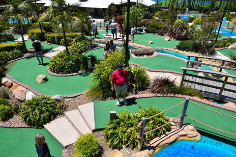 Thornleigh Golf Centre - Accommodation Gladstone 1