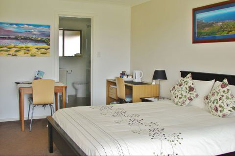 Austiny Bed And Breakfast - Accommodation Gladstone 3