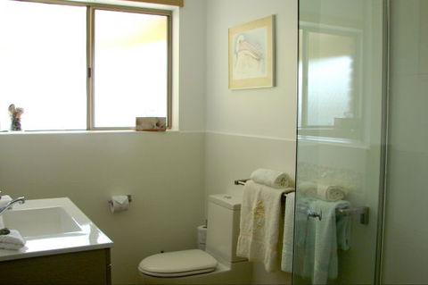 Austiny Bed And Breakfast - Accommodation Gladstone 4