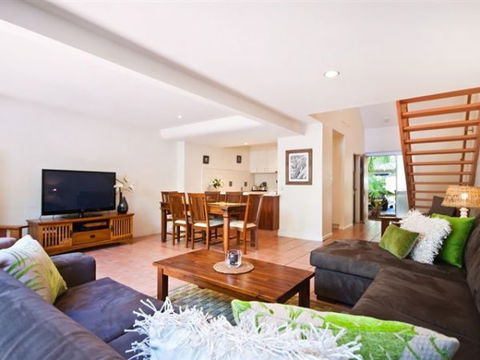 Fletcher Lane Apartments - Accommodation Gladstone 2