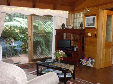Whistle Stopover - Accommodation Gladstone 8