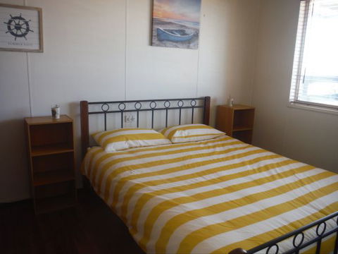 Costa To Coast - Accommodation Gladstone 3