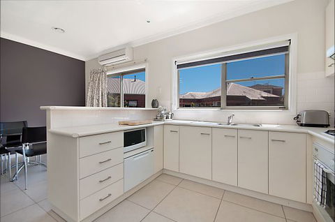 Hamilton Accommodation - Accommodation Gladstone 4