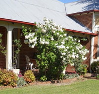 Strayleaves Elegant Accommodation - Accommodation Gladstone