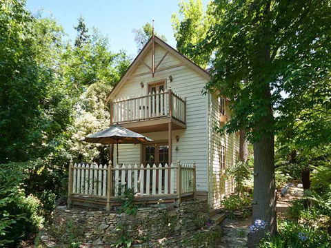 Aldgate Creek Cottage Bed And Breakfast - Accommodation Gladstone 1
