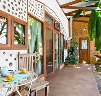 Earthship Ironbank - Accommodation Gladstone