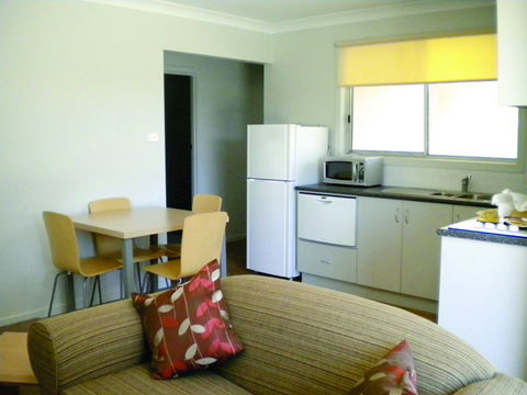 Cohuna Bankhead Terraces - Accommodation Gladstone 2