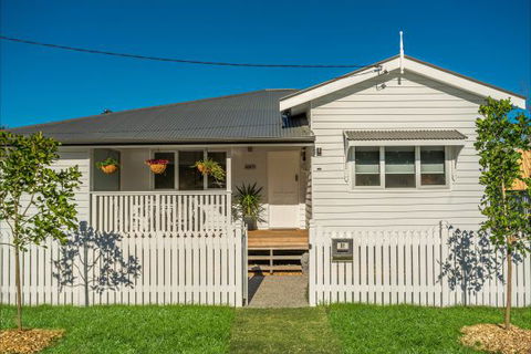 Aditi - Accommodation Gladstone 0