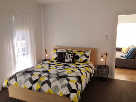 All Decked Out: Lake Conjola - Accommodation Gladstone 7