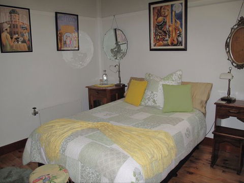 B&B Wodonga - Art Deco Accommodation - Accommodation Gladstone 3