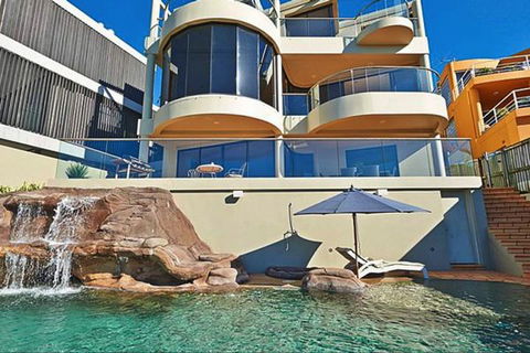 Bay View - Accommodation Gladstone 1
