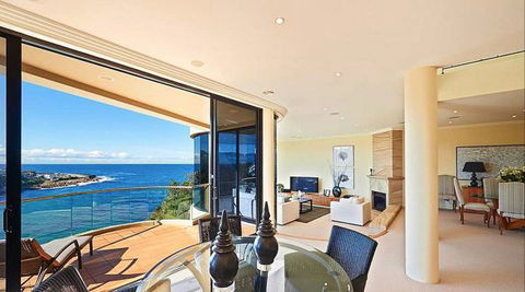 Bay View - Accommodation Gladstone 3