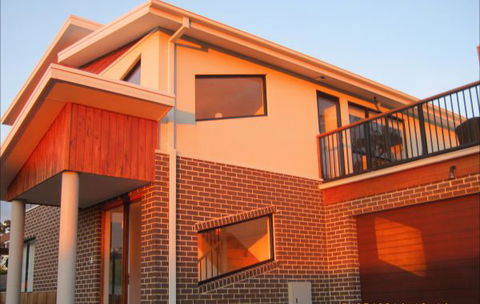 Barefoot Beach Stays - Accommodation Gladstone 0