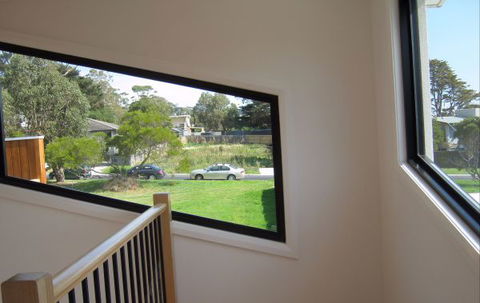 Barefoot Beach Stays - Accommodation Gladstone 4