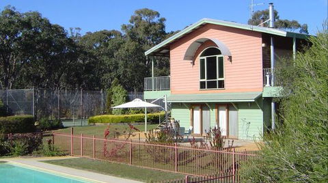 Bushmans Lookout - Accommodation Gladstone 0