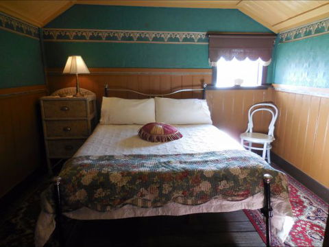 Bunjil Farm - Accommodation Gladstone 1