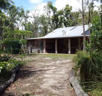 Byfield Cabins on Waterpark Creek - Accommodation Gladstone
