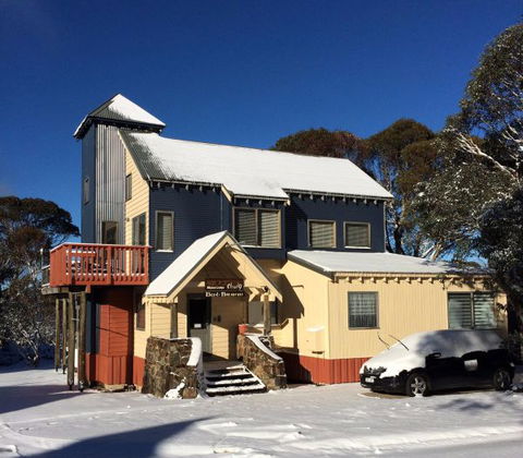 Cloud 9 Alpine Lodge - Accommodation Gladstone 1