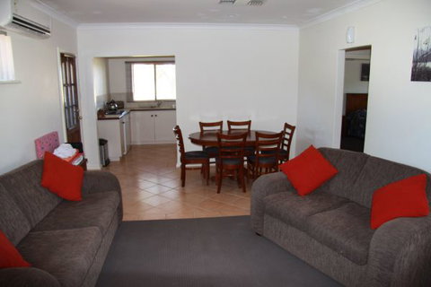 Coranda Lodge B And B - Accommodation Gladstone 6