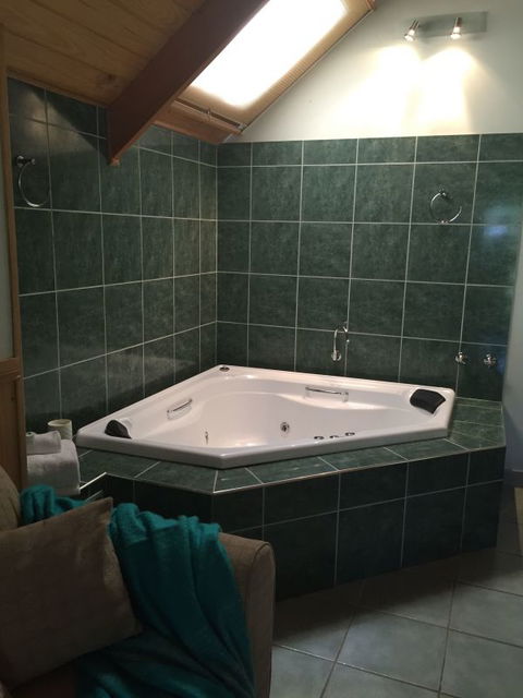 Colac Colac Caravan Park - Accommodation Gladstone 3