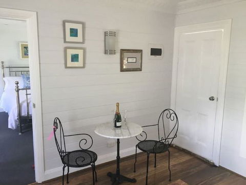 Drayshed Cottage - Accommodation Gladstone 3